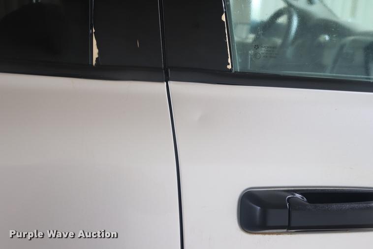 image for item DQ9473 2011 Dodge Ram 2500 Crew Cab pickup truck