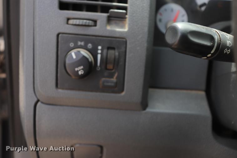 image for item DQ9474 2008 Dodge Ram 2500 pickup truck