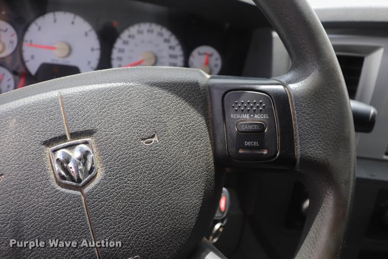 image for item DQ9474 2008 Dodge Ram 2500 pickup truck