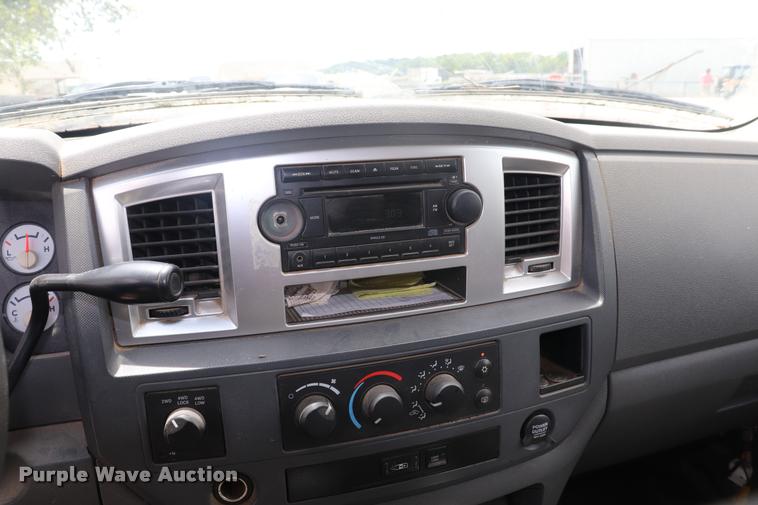 image for item DQ9474 2008 Dodge Ram 2500 pickup truck