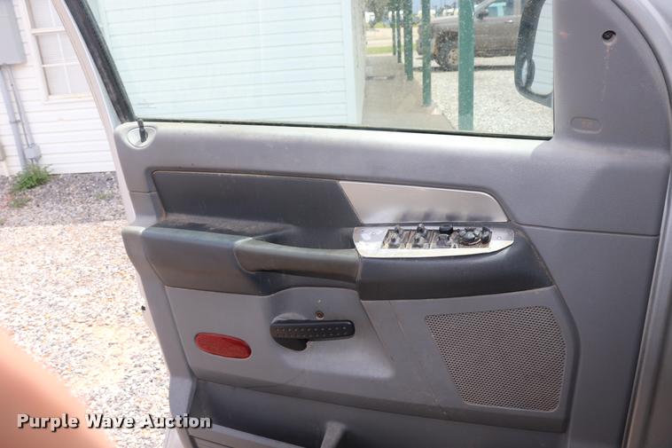 image for item DQ9474 2008 Dodge Ram 2500 pickup truck