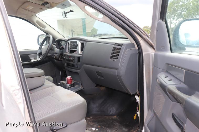 image for item DQ9474 2008 Dodge Ram 2500 pickup truck