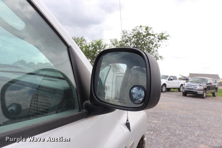 image for item DQ9474 2008 Dodge Ram 2500 pickup truck