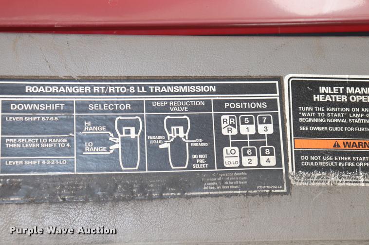 image for item DQ9476 1997 Ford LT9513 Louisville 113 crane truck