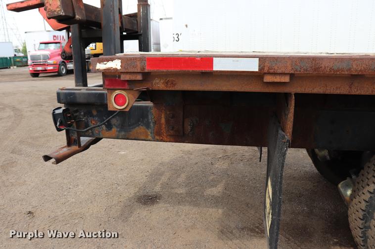 image for item DQ9476 1997 Ford LT9513 Louisville 113 crane truck