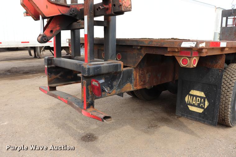 image for item DQ9476 1997 Ford LT9513 Louisville 113 crane truck