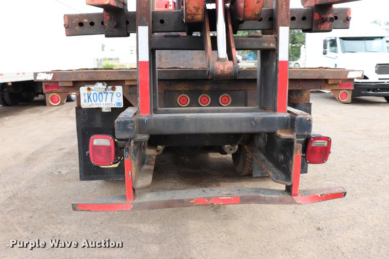 image for item DQ9476 1997 Ford LT9513 Louisville 113 crane truck