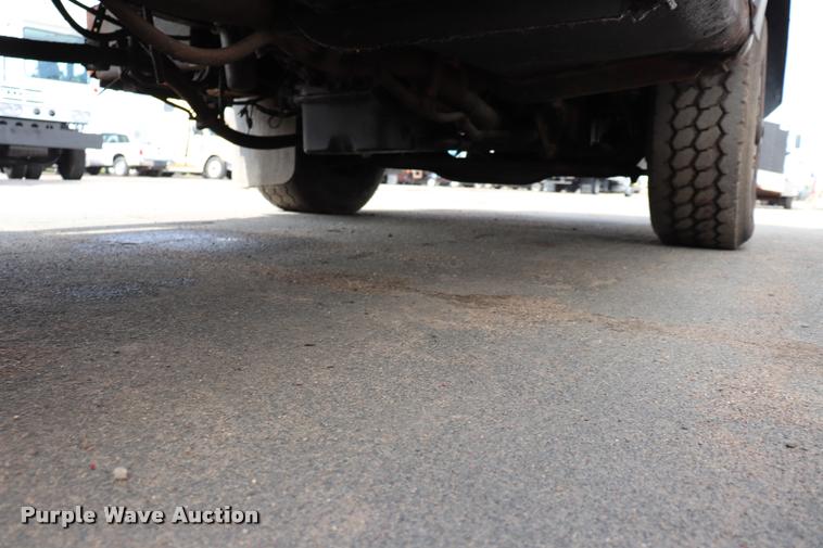 image for item DQ9478 2002 Mack MR690S refuse truck