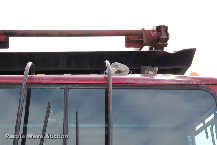 image for item DQ9478 2002 Mack MR690S refuse truck