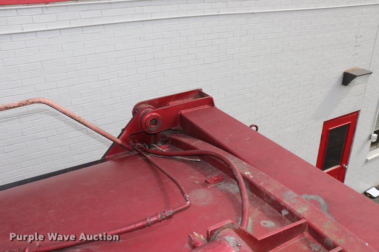 image for item DQ9478 2002 Mack MR690S refuse truck