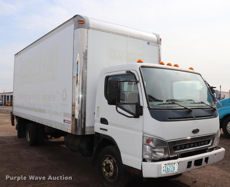 image for item DQ9479 2007 Sterling box truck