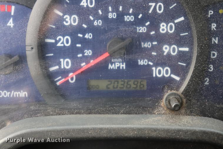 image for item DQ9479 2007 Sterling box truck