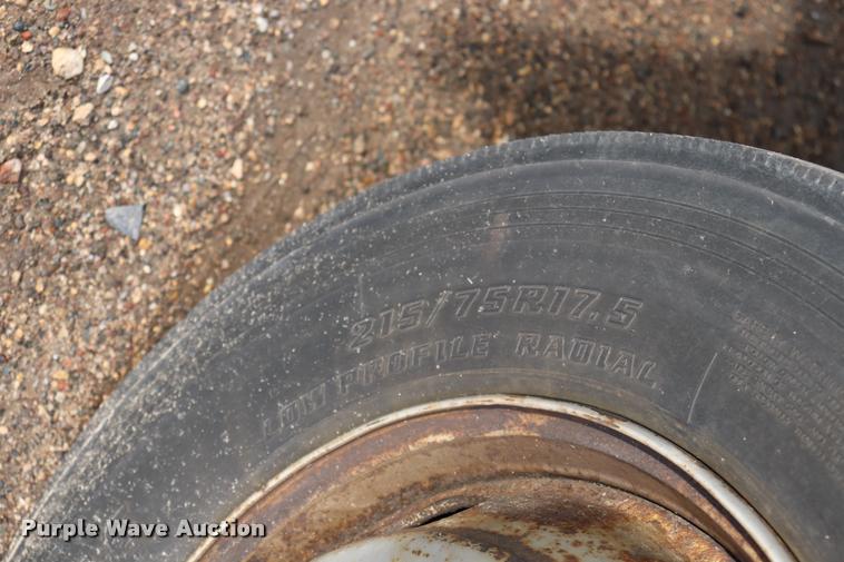 image for item DQ9479 2007 Sterling box truck