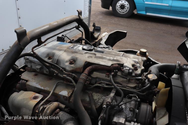 image for item DQ9479 2007 Sterling box truck