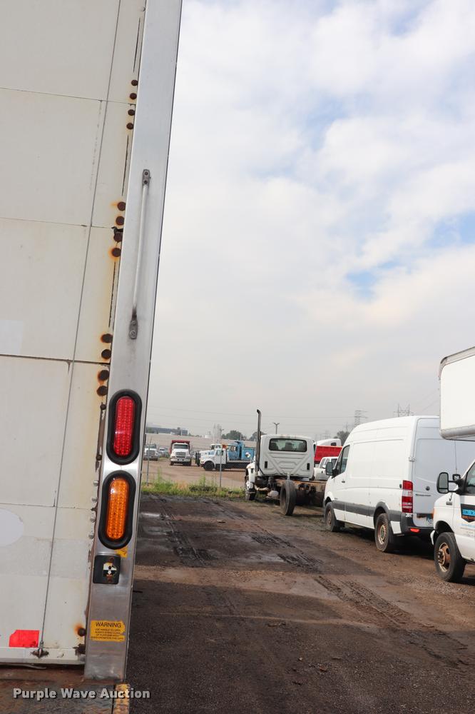 image for item DQ9479 2007 Sterling box truck