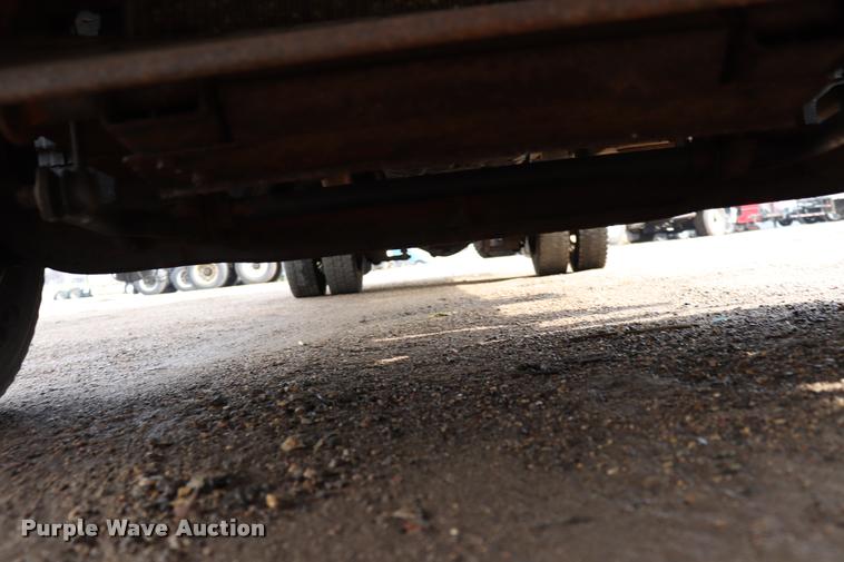 image for item DQ9479 2007 Sterling box truck