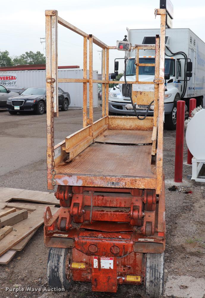 image for item DQ9480 Snorkel SL20 scissor lift