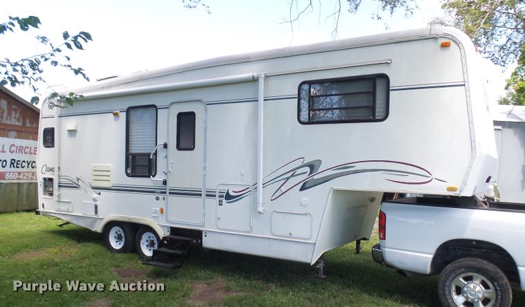 image for item K1826 2000 Cameo Carrilite F27RKS camper