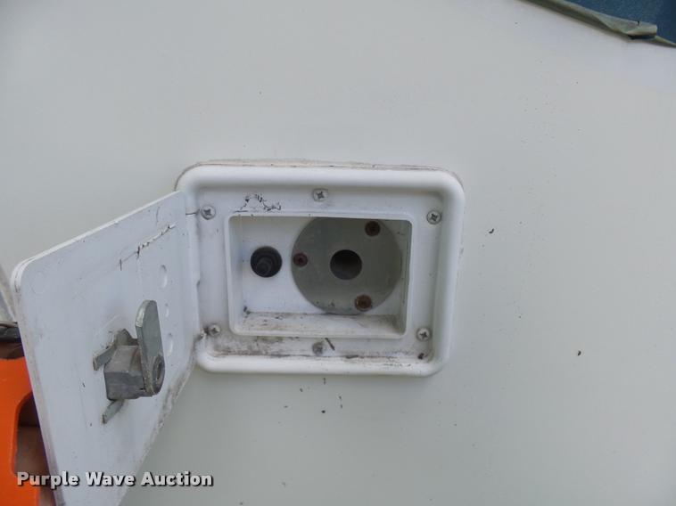 image for item K1826 2000 Cameo Carrilite F27RKS camper