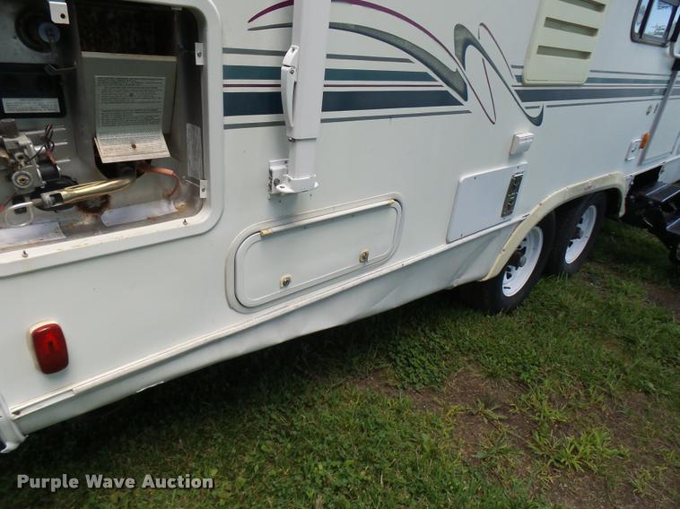 image for item K1826 2000 Cameo Carrilite F27RKS camper