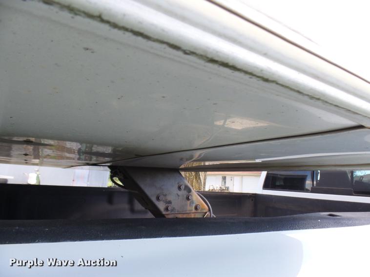 image for item K1826 2000 Cameo Carrilite F27RKS camper