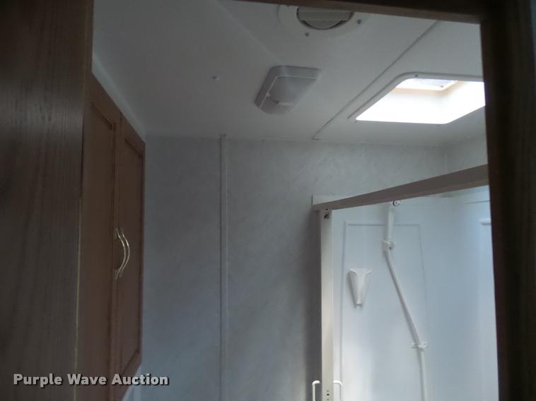 image for item K1826 2000 Cameo Carrilite F27RKS camper