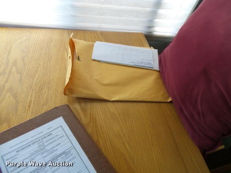 image for item K1826 2000 Cameo Carrilite F27RKS camper