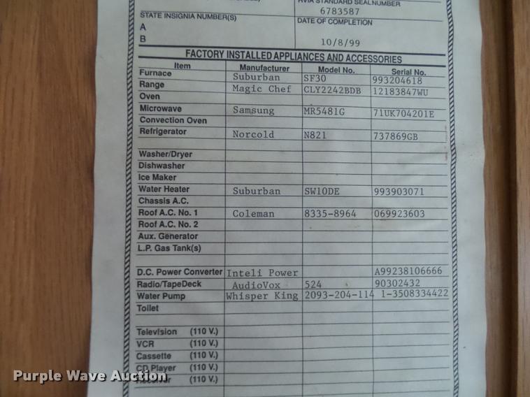 image for item K1826 2000 Cameo Carrilite F27RKS camper