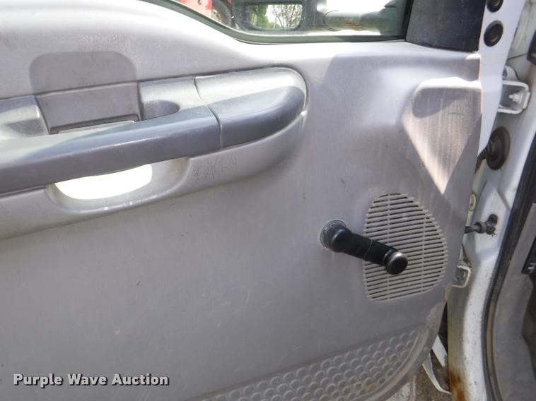 image for item K5869 2000 Ford F350 Super Duty XL dump bed pickup truck