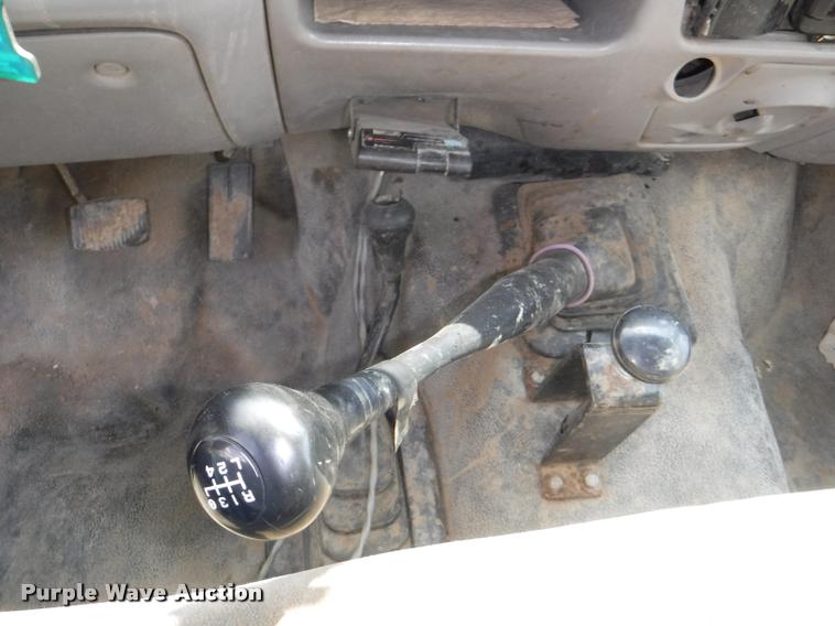 image for item K5869 2000 Ford F350 Super Duty XL dump bed pickup truck