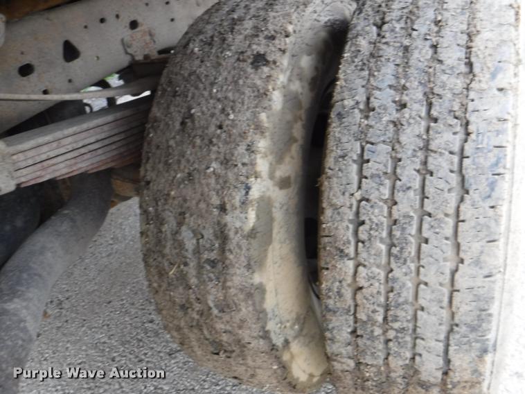 image for item K5869 2000 Ford F350 Super Duty XL dump bed pickup truck