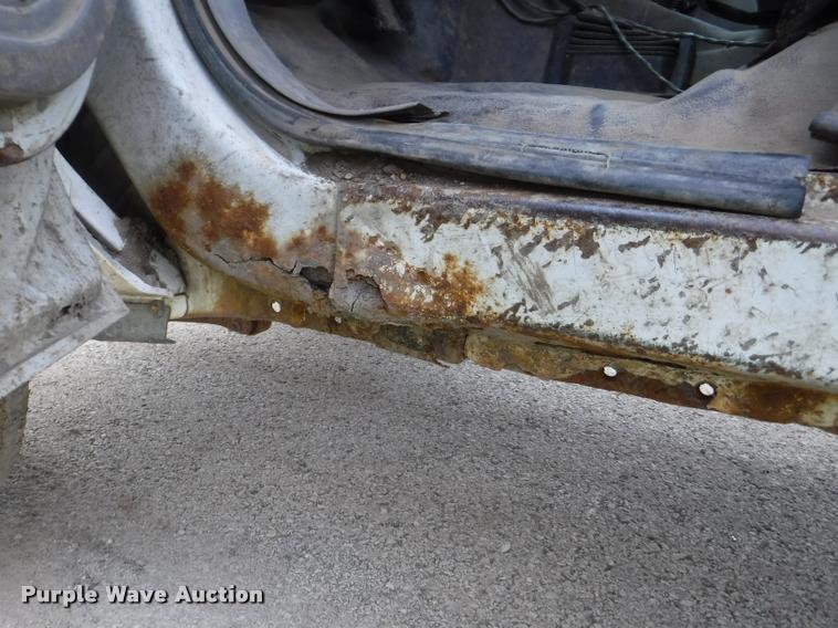 image for item K5869 2000 Ford F350 Super Duty XL dump bed pickup truck