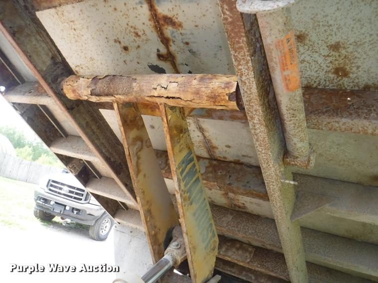 image for item K5869 2000 Ford F350 Super Duty XL dump bed pickup truck