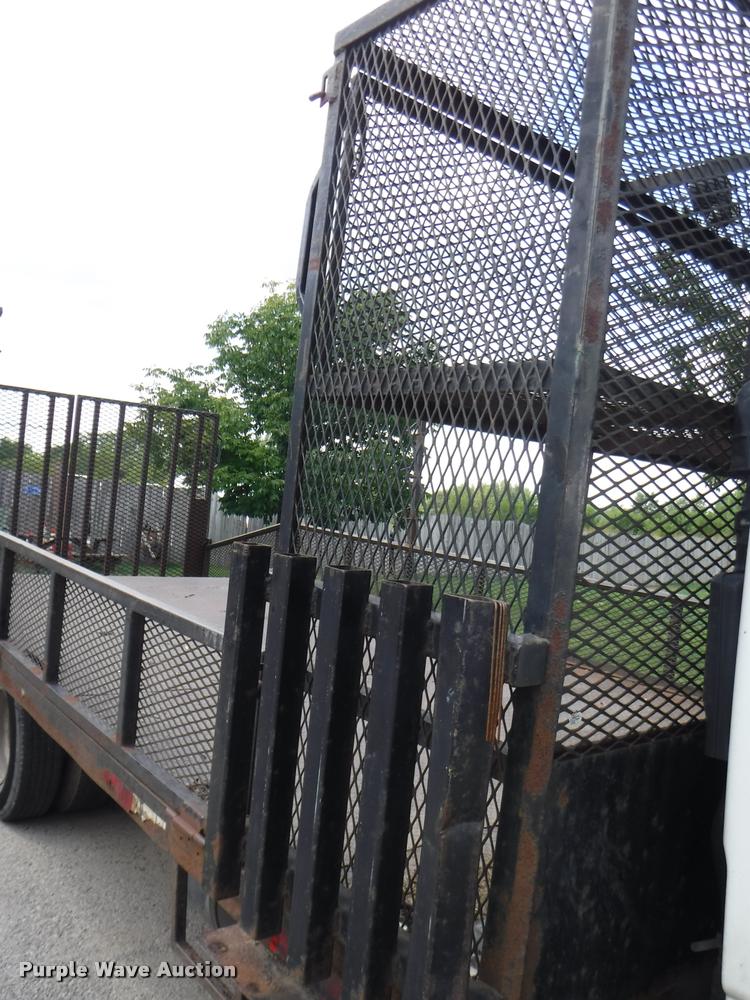 image for item K5911 2004 Mitsubishi Fuso FE640 flatbed truck