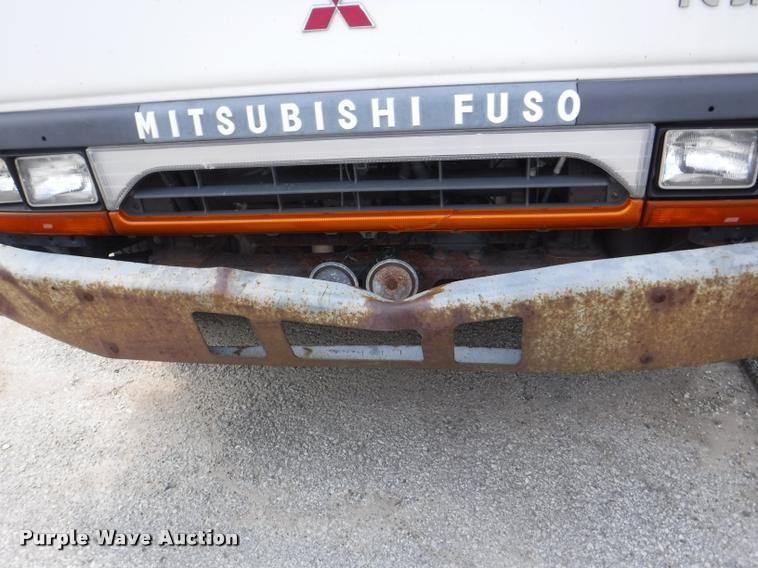 image for item K5911 2004 Mitsubishi Fuso FE640 flatbed truck