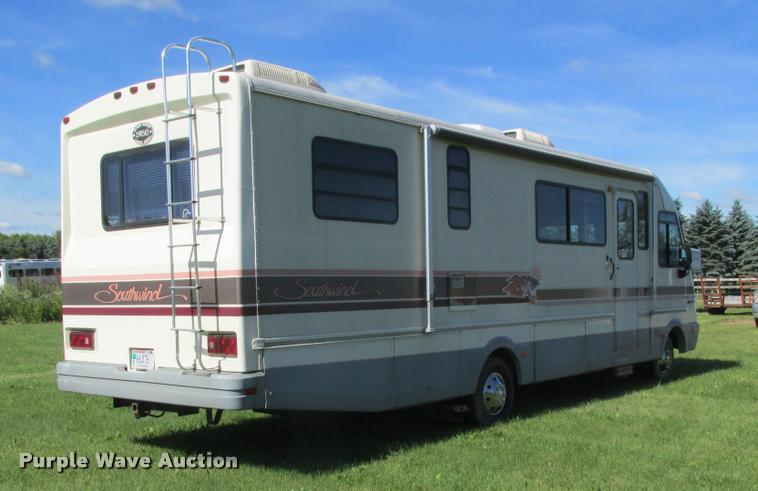 image for item K6121 1992 Fleetwood Southwind RV