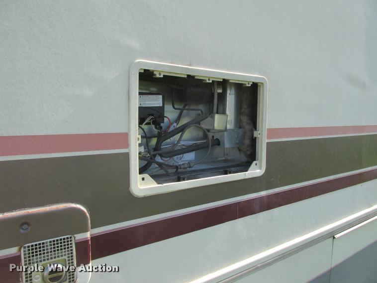 image for item K6121 1992 Fleetwood Southwind RV