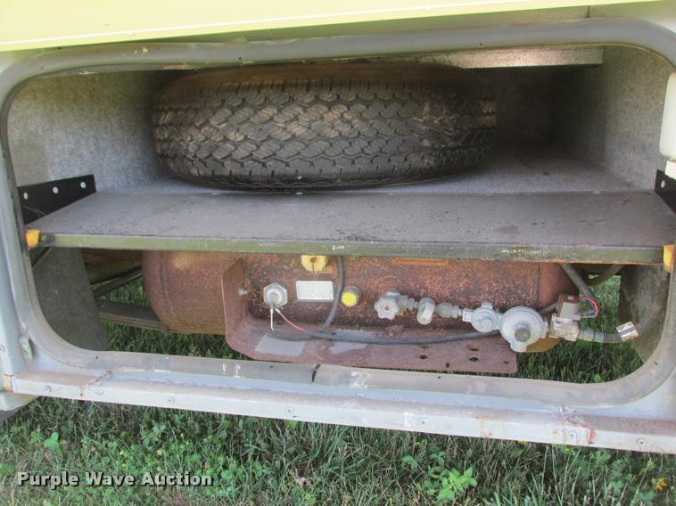 image for item K6121 1992 Fleetwood Southwind RV