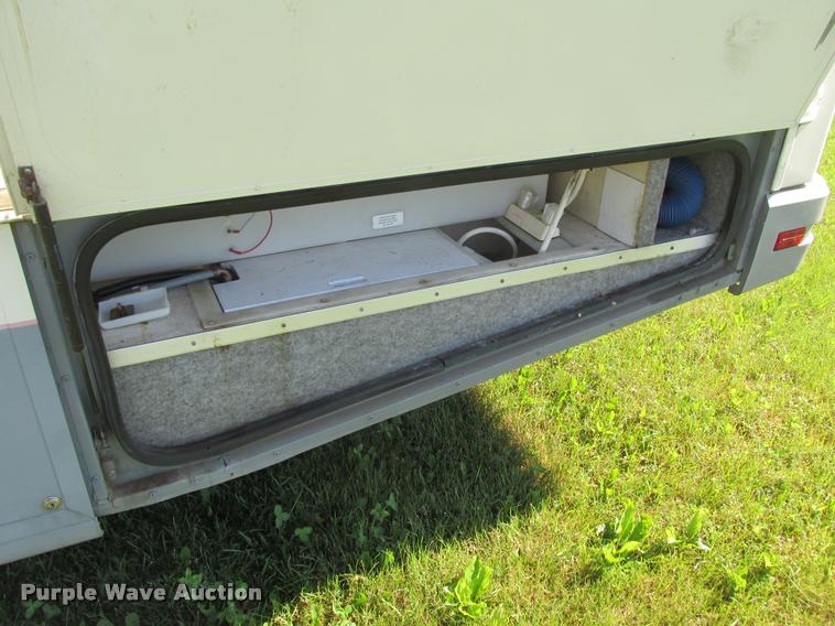 image for item K6121 1992 Fleetwood Southwind RV