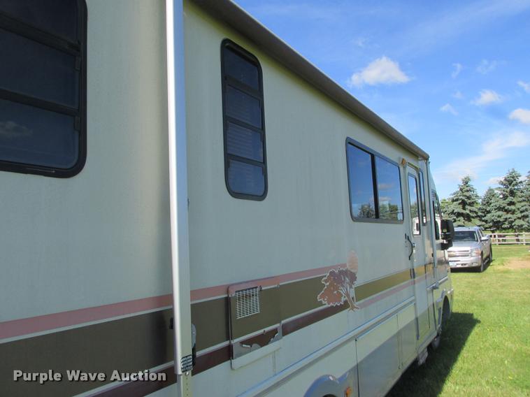 image for item K6121 1992 Fleetwood Southwind RV