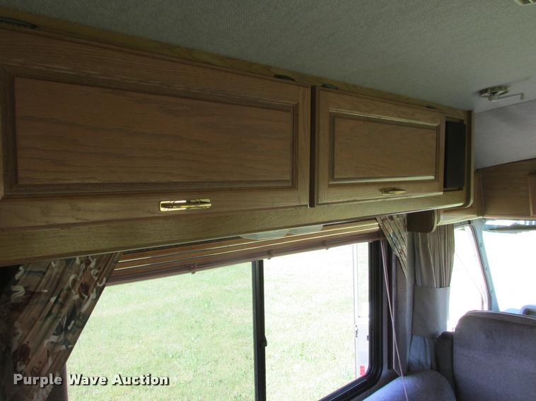 image for item K6121 1992 Fleetwood Southwind RV