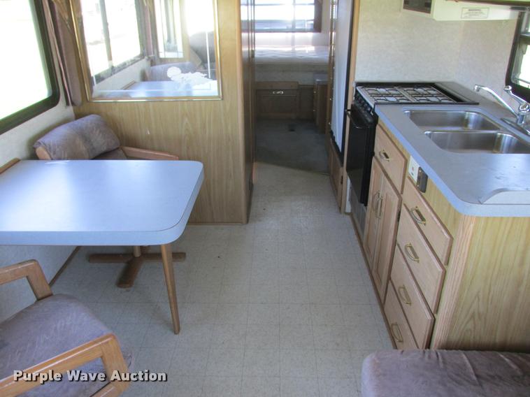 image for item K6121 1992 Fleetwood Southwind RV