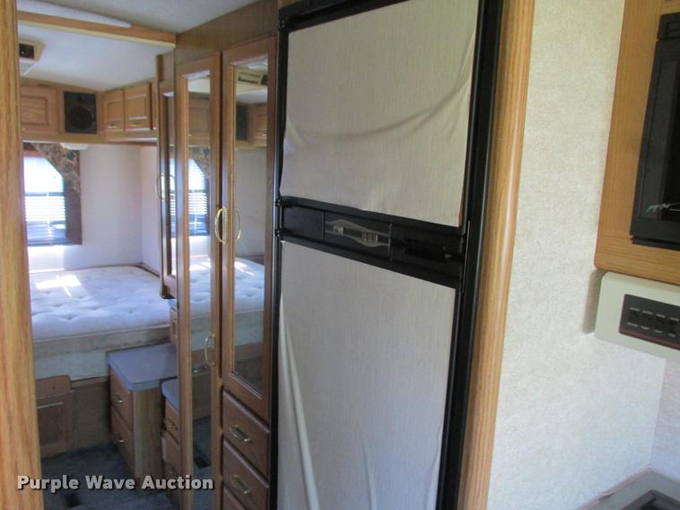 image for item K6121 1992 Fleetwood Southwind RV