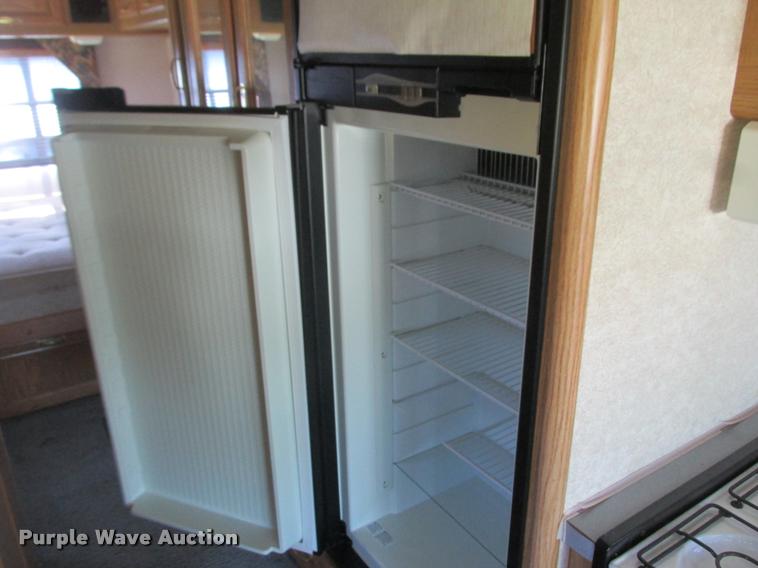 image for item K6121 1992 Fleetwood Southwind RV