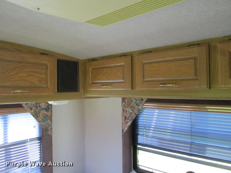 image for item K6121 1992 Fleetwood Southwind RV