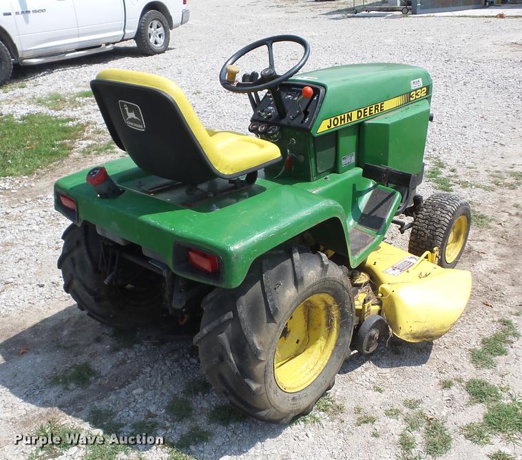 John Deere 332 >> John Deere 332 Lawn Mower Item K6433 Sold August 30 Veh John Deere 332 >> John Deere 332 Lawn Mower Item K6433 Sold August 30 Veh