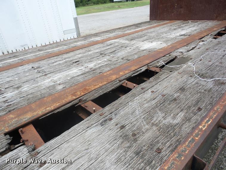 image for item K6452 1995 Fontaine FTW-5-8048WSA flatbed trailer