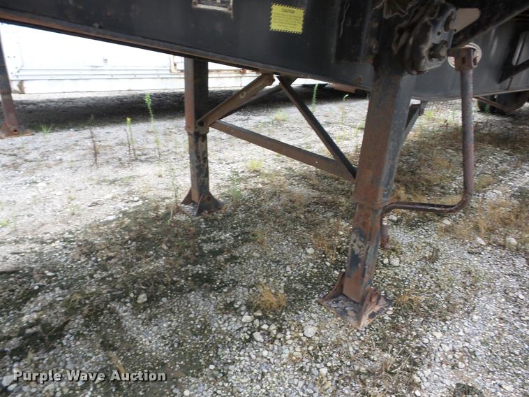 image for item K6452 1995 Fontaine FTW-5-8048WSA flatbed trailer