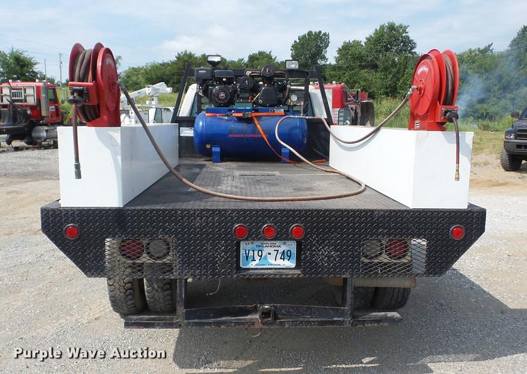 image for item K6455 1990 Ford F450 Super Duty flatbed truck