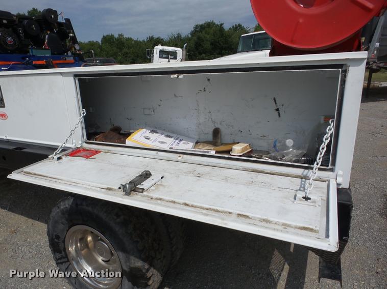 image for item K6455 1990 Ford F450 Super Duty flatbed truck